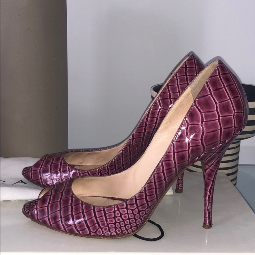 Cascadei ladies pumps